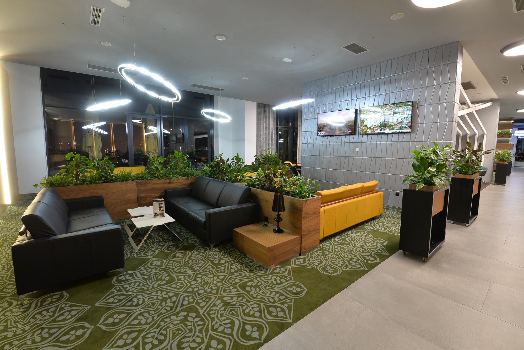 Hotel Hills Sarajevo Congress & Thermal Spa Resort Ilidža Exteriér fotografie The lounge at the airport