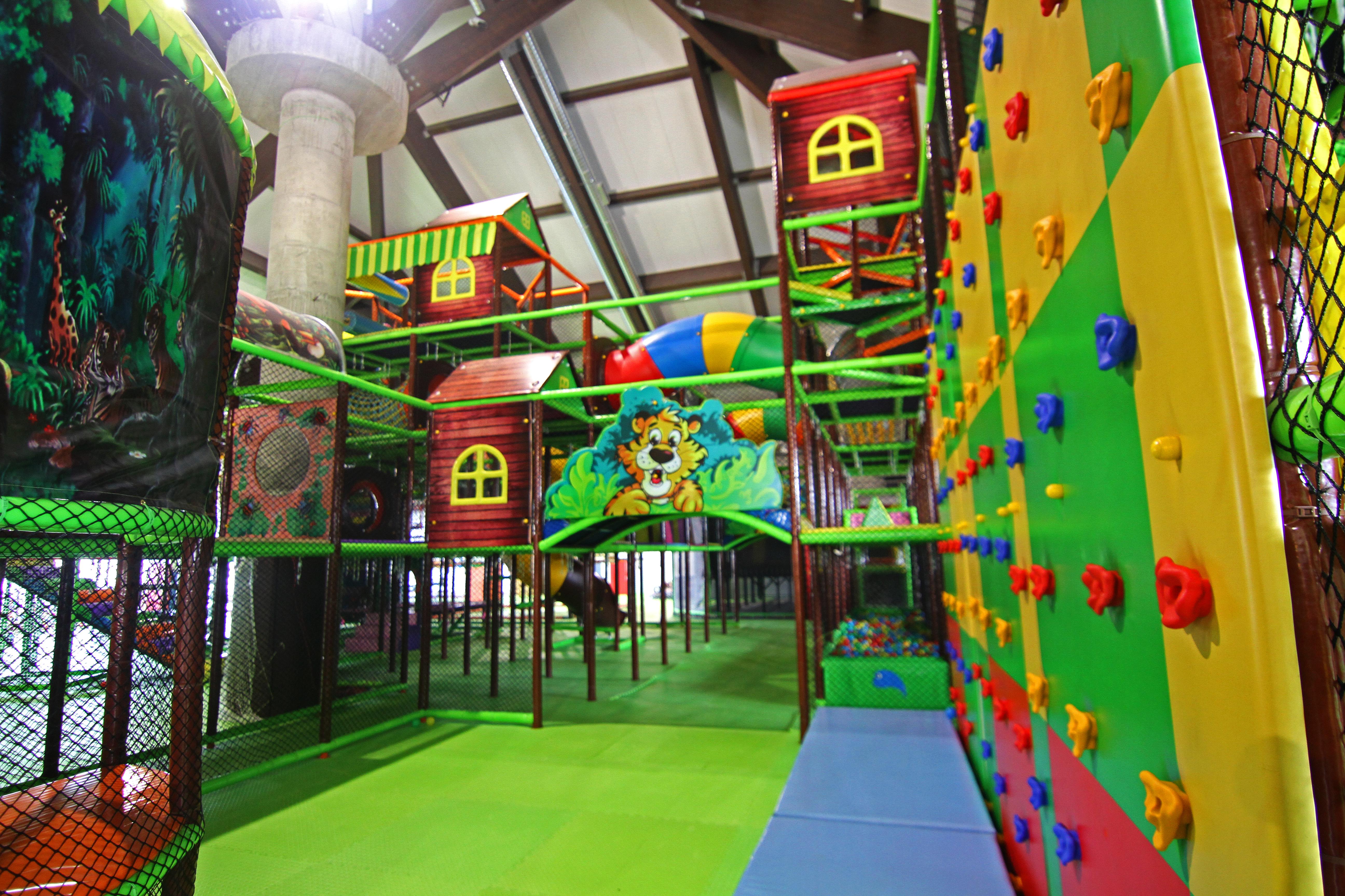 Hotel Hills Sarajevo Congress & Thermal Spa Resort Ilidža Exteriér fotografie Adventure playground